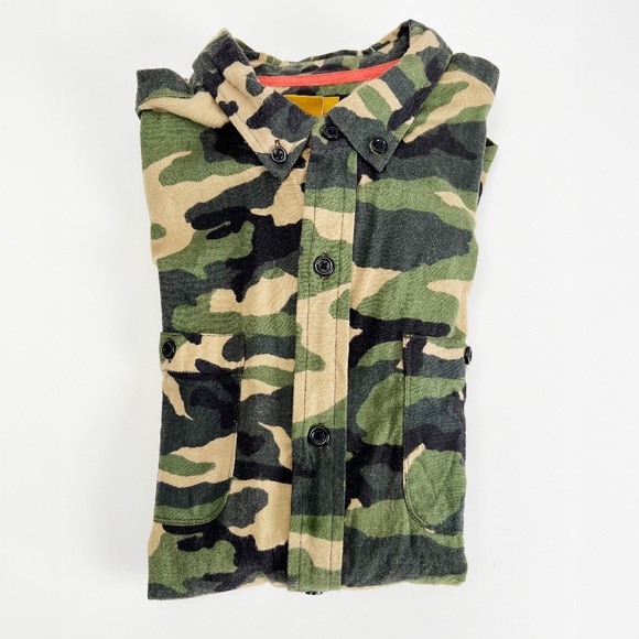 Stapleford Urban outfitter Men's camo button down Up shirts Size S - Picture 1 of 6